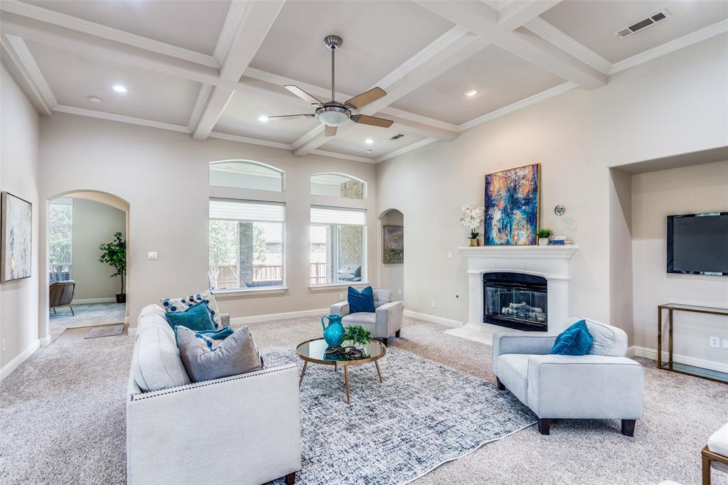 1709 Pecan Grove