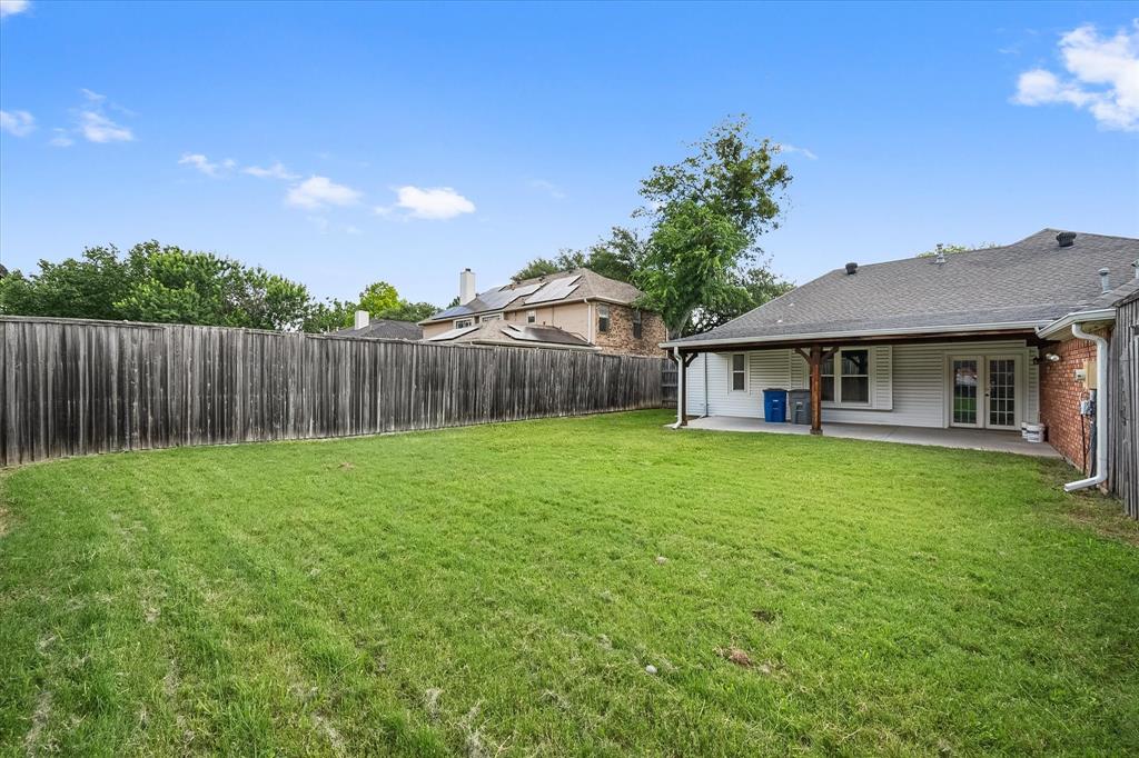812 FALL Drive