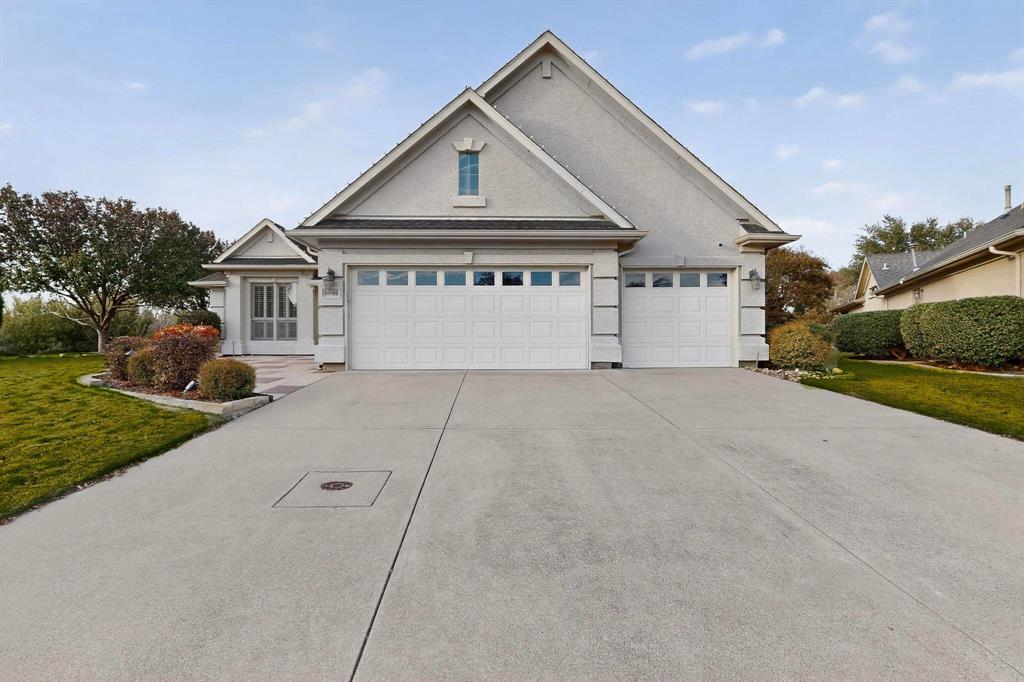 10900 Fieldstone Street