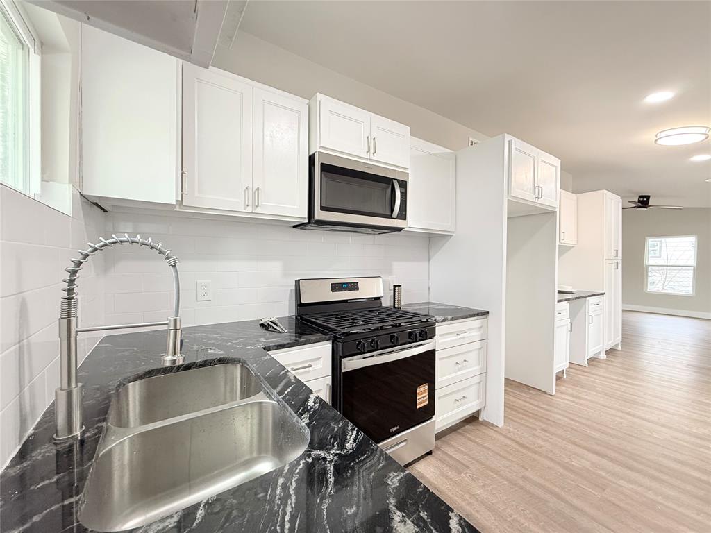 1303 N Galloway Avenue