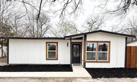 1303 N Galloway Avenue Mesquite TX 75149