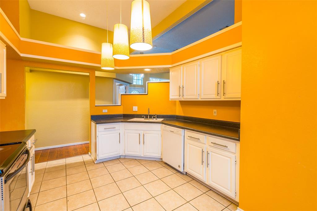 Meadows Add The Grpvine - Residential Lease