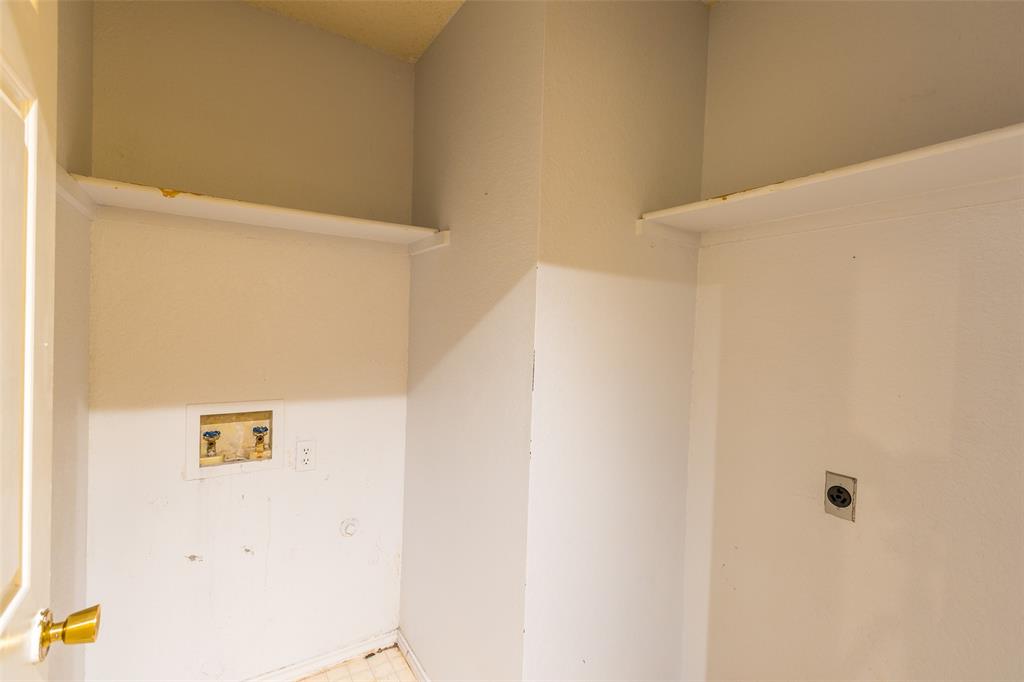 Meadows Add The Grpvine - Residential Lease