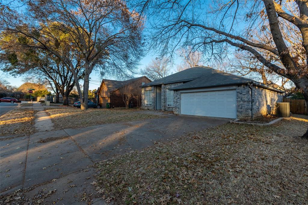 Meadows Add The Grpvine - Residential Lease