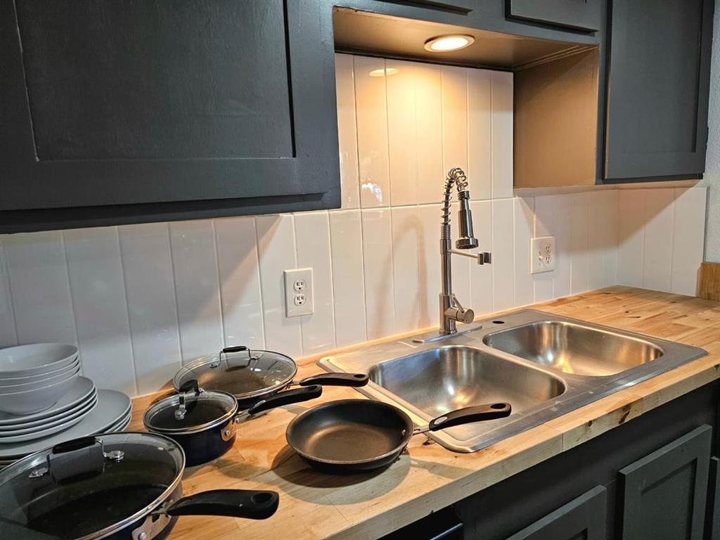 Lakeview Lofts Condos - Residential