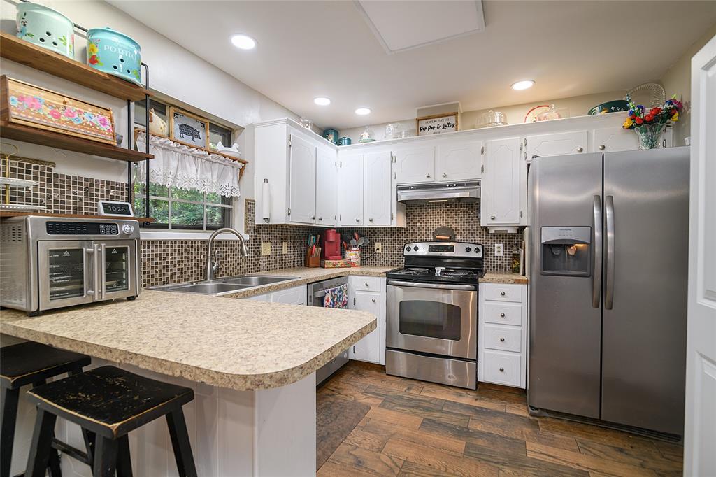 212 Sherwood Lane