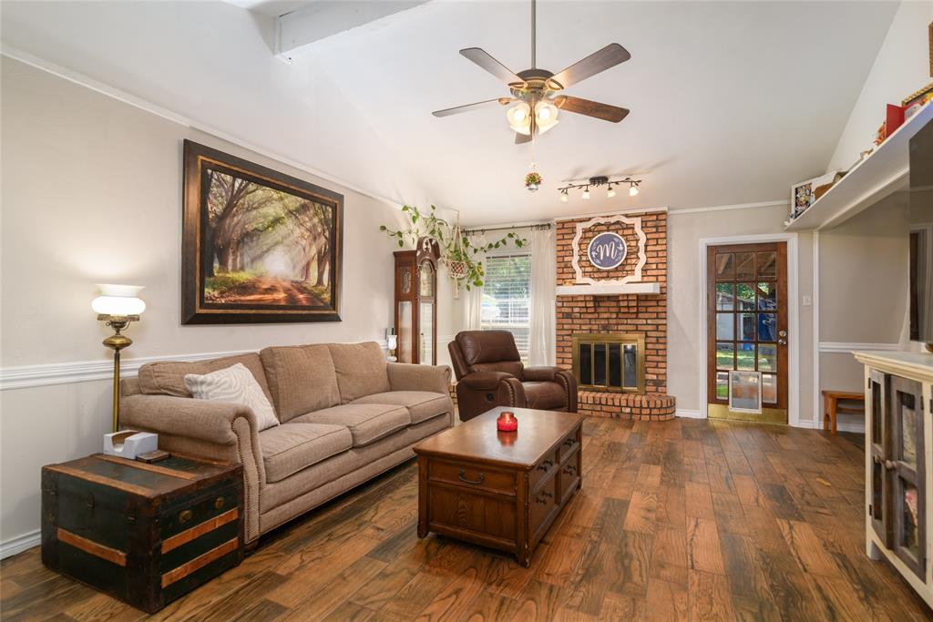 212 Sherwood Lane