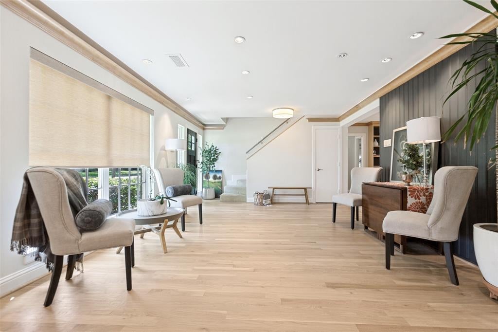 312 Canyon Valley Drive