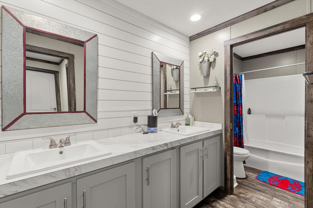 R Lawson A-375 - Residential