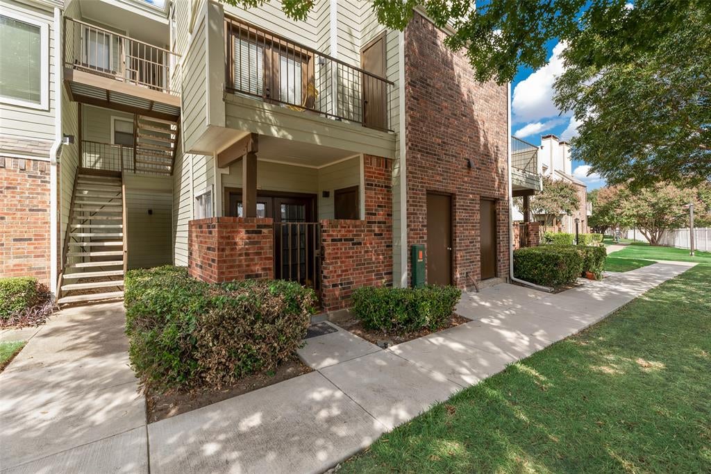 3129 Sondra Drive 102