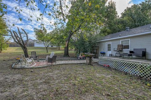 Tiny photo for 419 Walnut Grove Road, Whitewright, TX 75491 (MLS # 21098120)