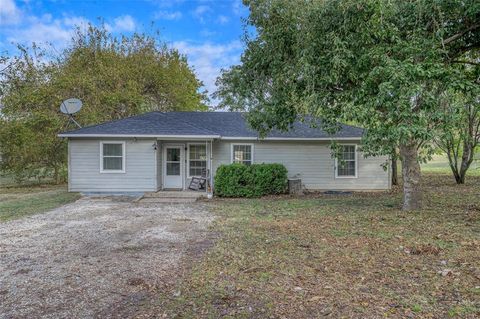 Tiny photo for 419 Walnut Grove Road, Whitewright, TX 75491 (MLS # 21098120)