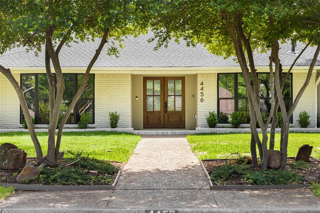 4456 Thunder Road