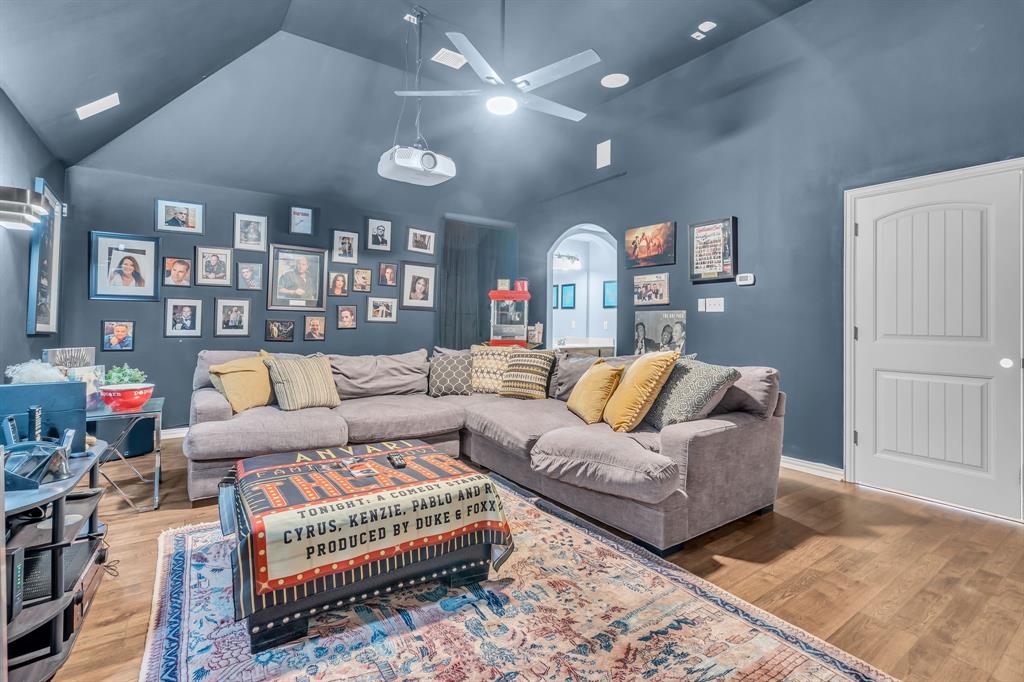 Isabel Add - Residential