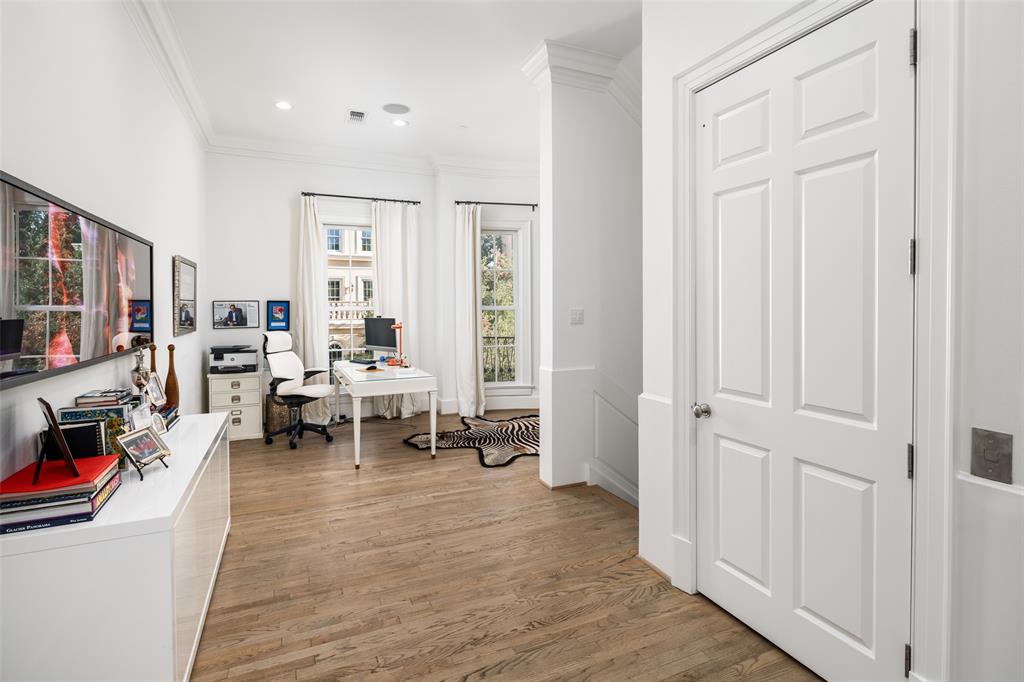 Regents Park - Residential