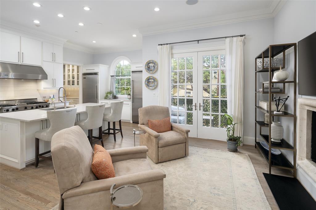 Regents Park - Residential