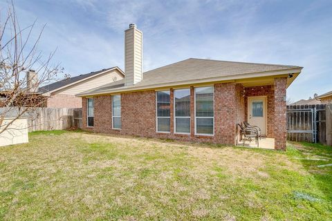 Tiny photo for 10625 Ashmore Drive, Fort Worth, TX 76131 (MLS # 21193832)