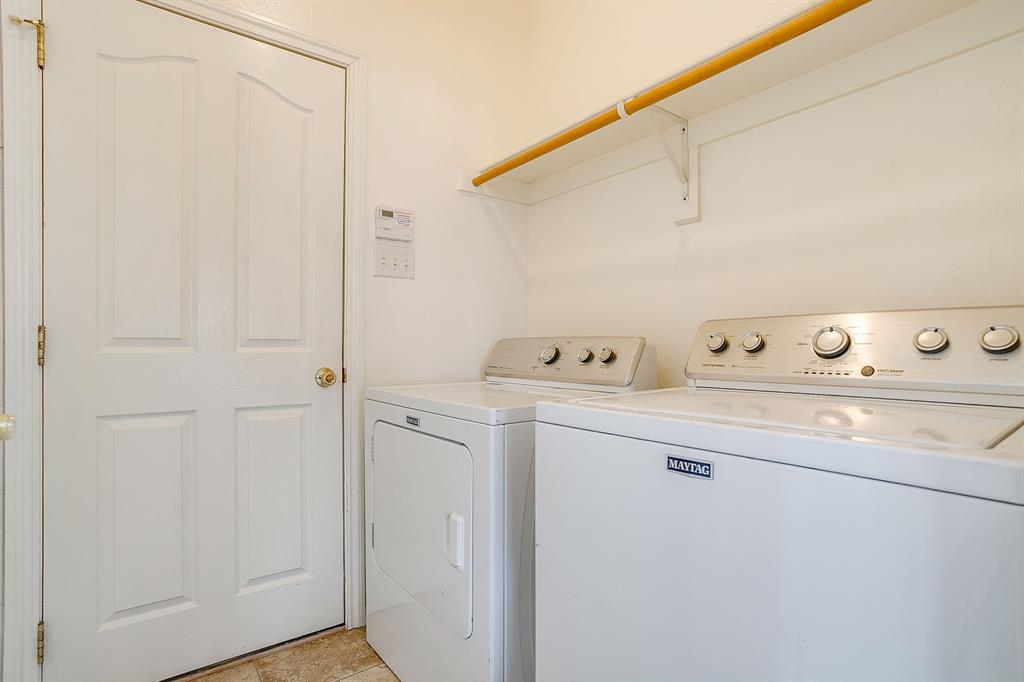 Fossil Hill Estates - Residential