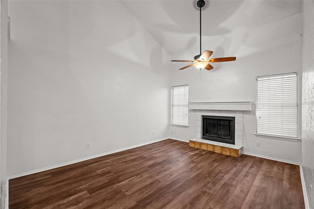 Creekside Twnhms Ph 1 - Residential Lease