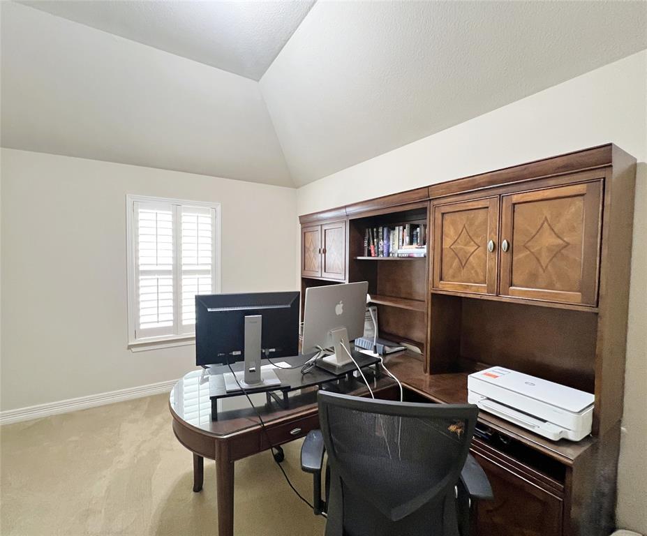 Holland Ave Add Sec 01 - Residential Lease