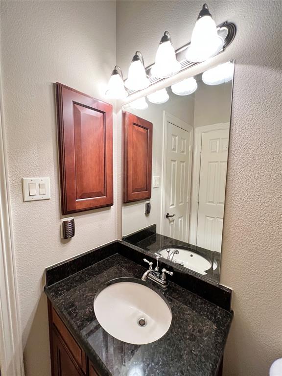 Holland Ave Add Sec 01 - Residential Lease