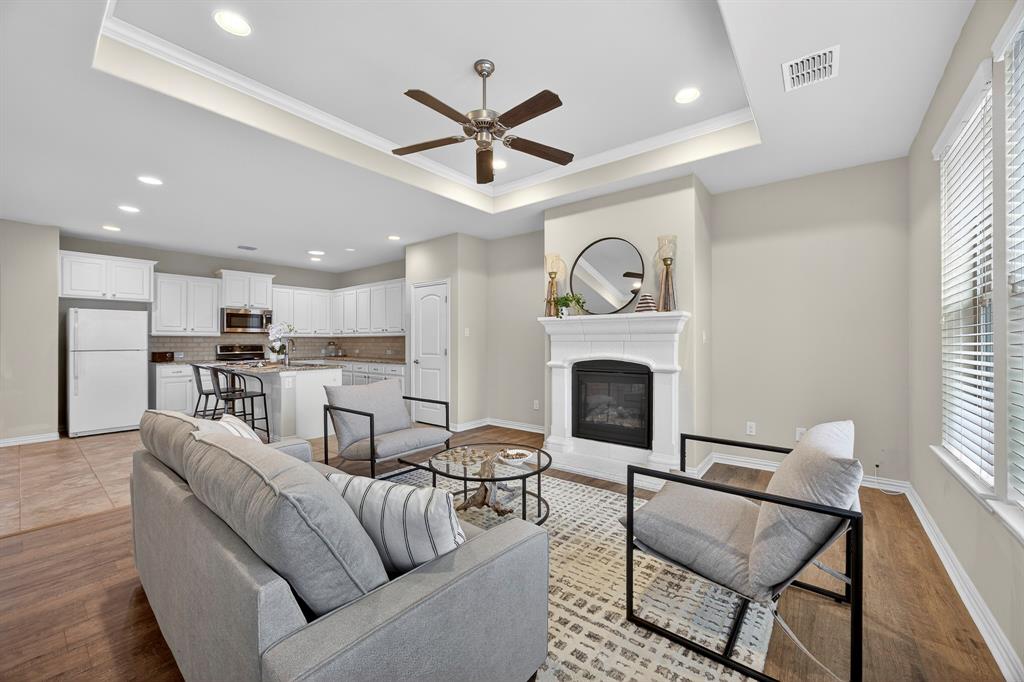 1815 Ladera Way 1815