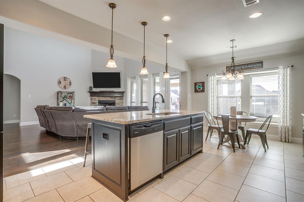 Willow Crk Xing - Residential