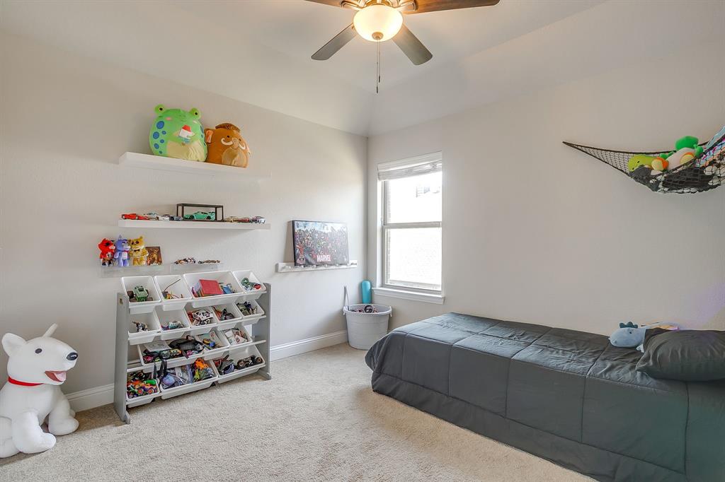 Willow Crk Xing - Residential