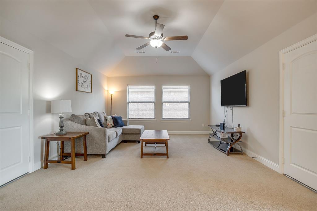 Willow Crk Xing - Residential