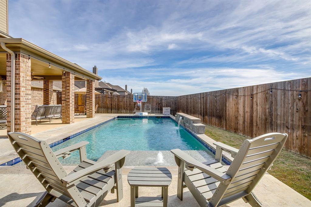 Willow Crk Xing - Residential