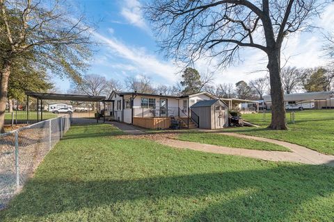 A home in Wills Point