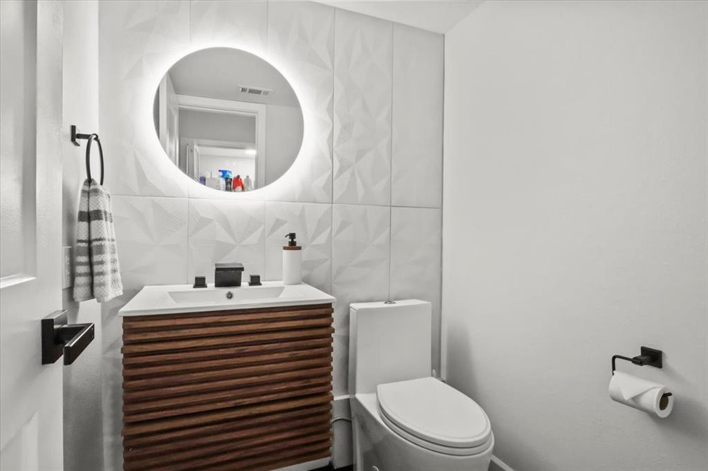 Shorewood Park Estates - Residential Lease