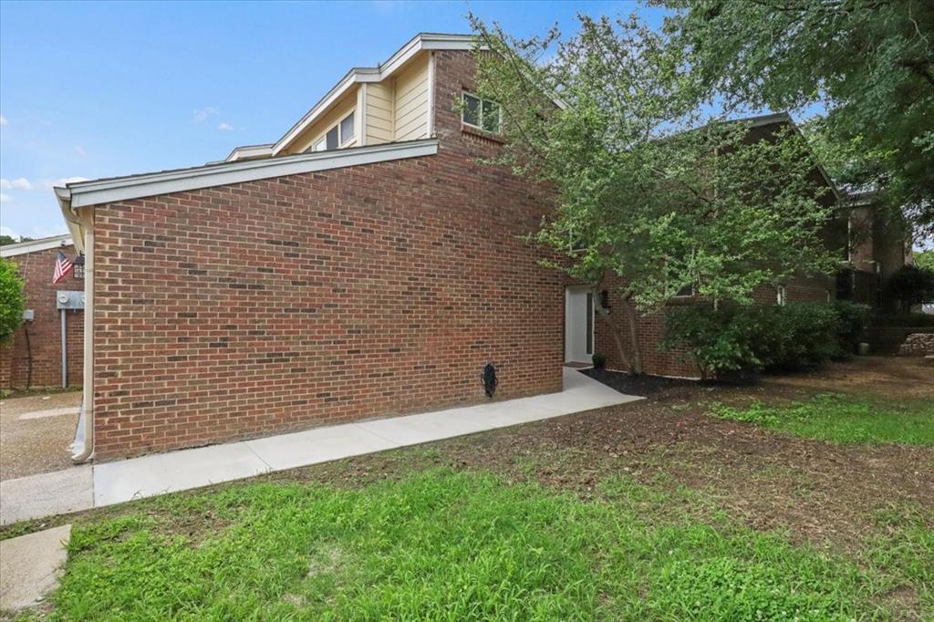 Shorewood Park Estates - Residential Lease