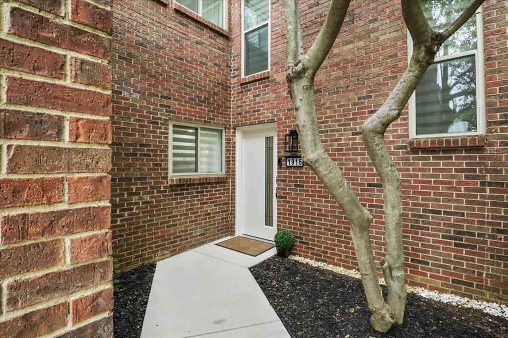 Shorewood Park Estates - Residential Lease