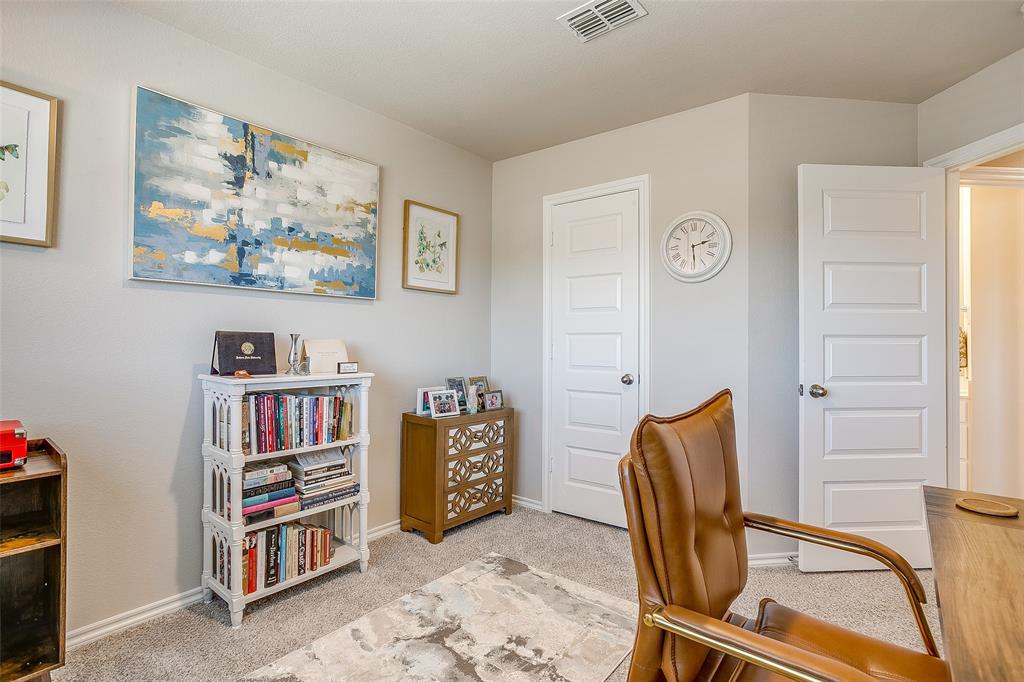 Cloverleaf - Residential