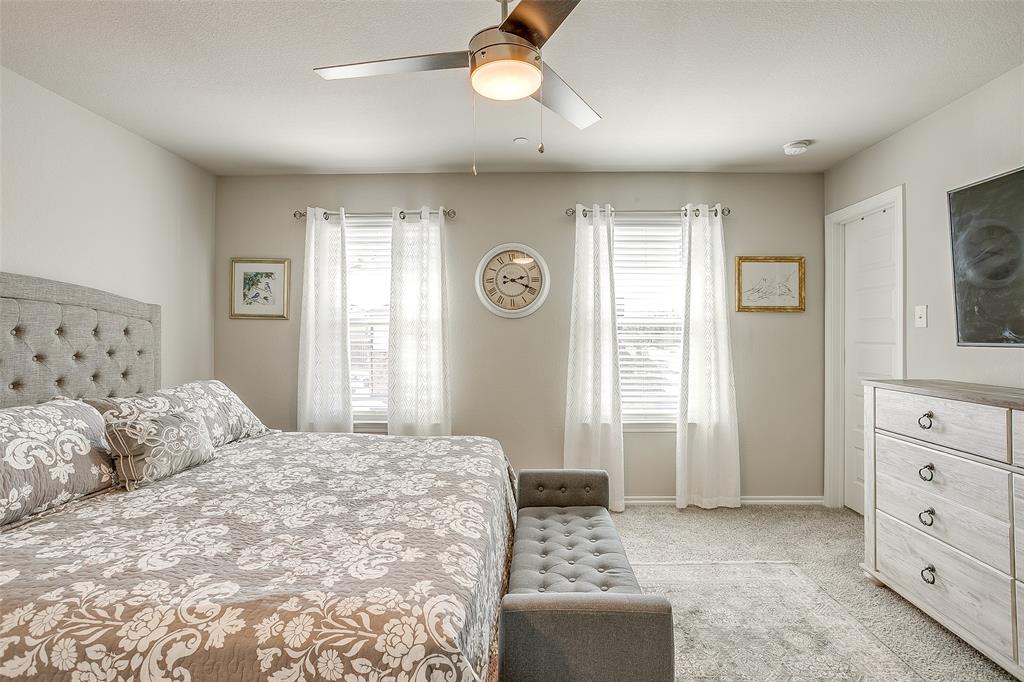 Cloverleaf - Residential