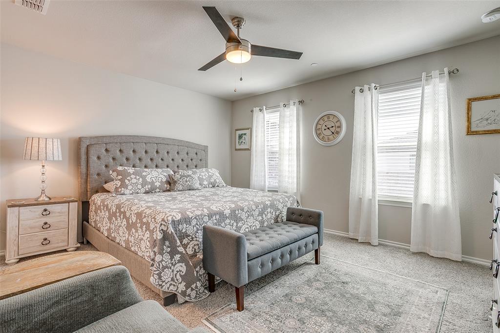 Cloverleaf - Residential