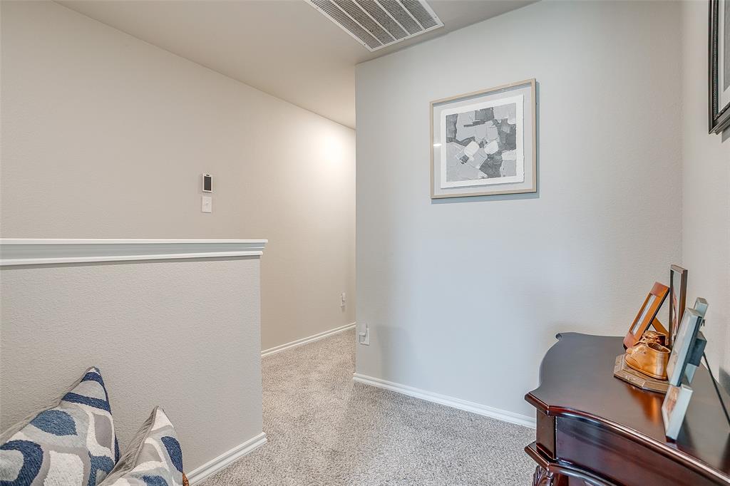 Cloverleaf - Residential