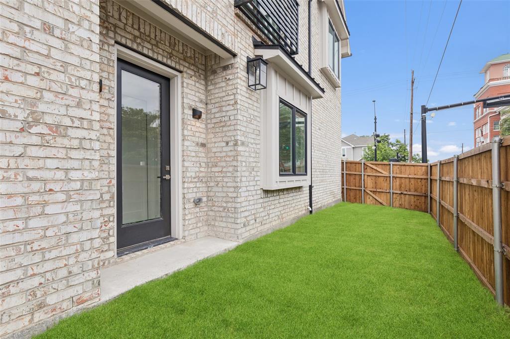 The Enclave at 10th Street - Residential Lease