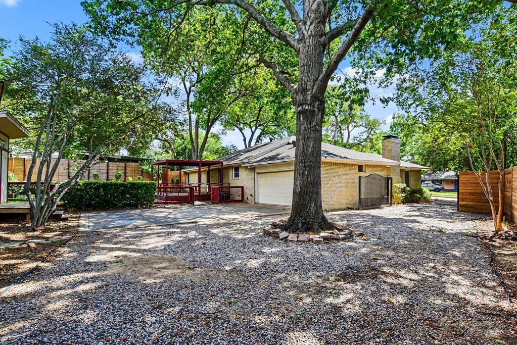 10035 Woodgrove Drive