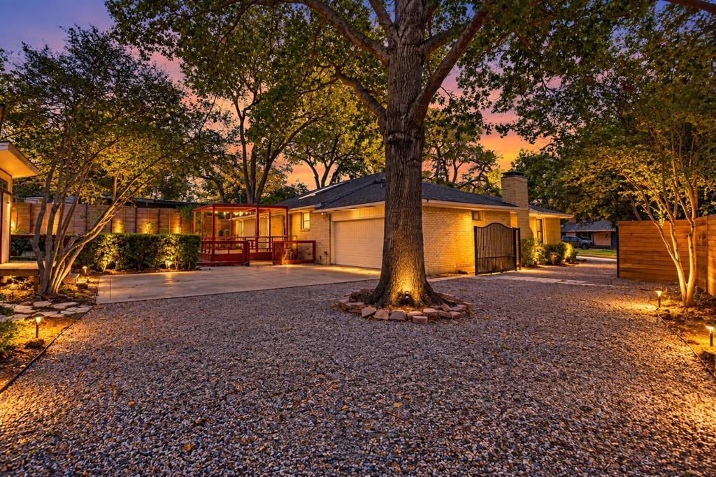 10035 Woodgrove Drive