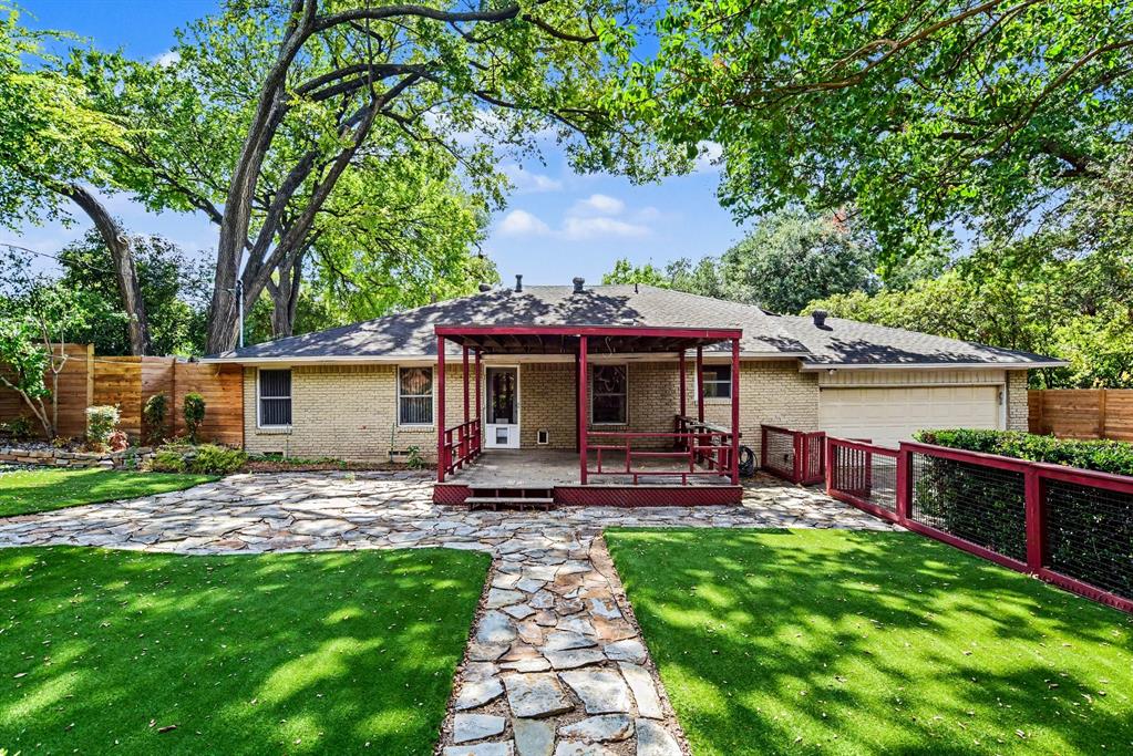 10035 Woodgrove Drive