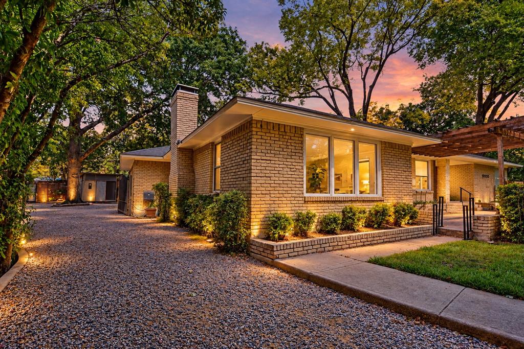 10035 Woodgrove Drive