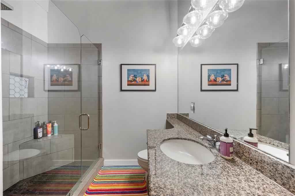 Texas & Pacific Lofts Condo - Residential