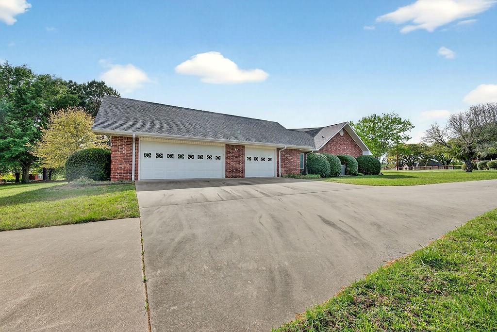 2436 Lakefront Shores Road