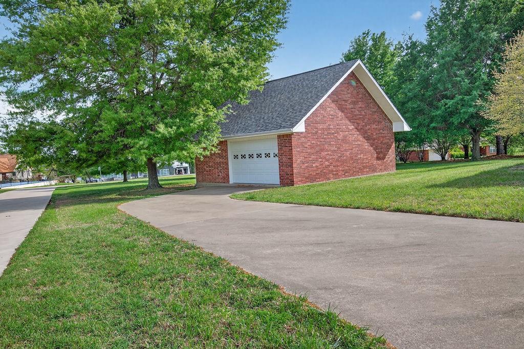 Lakefront Shores - Residential