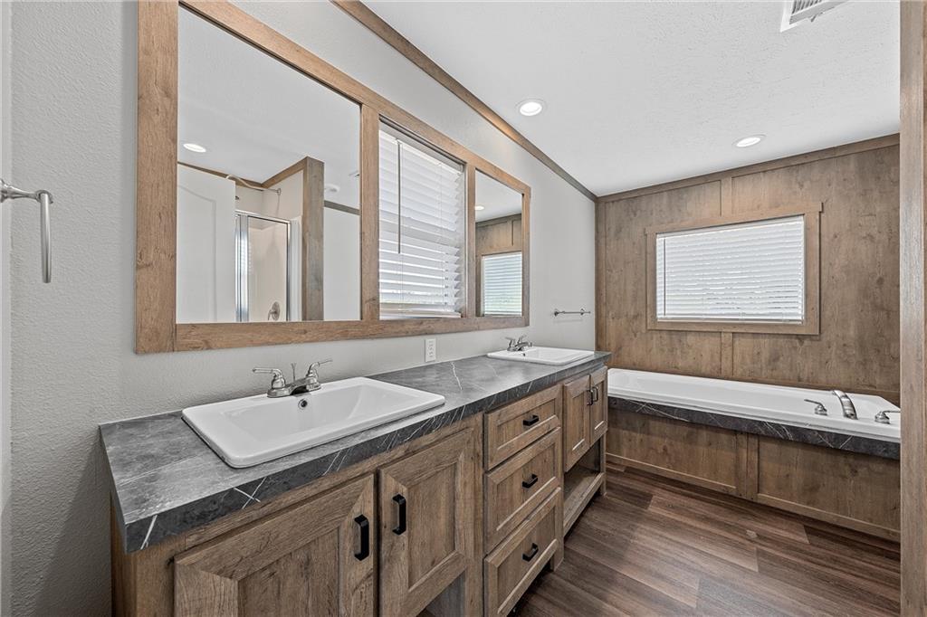 Malone John - Residential