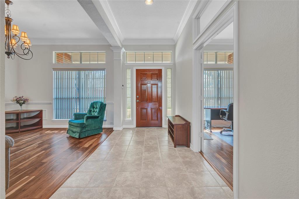 2246 Greenwood Drive