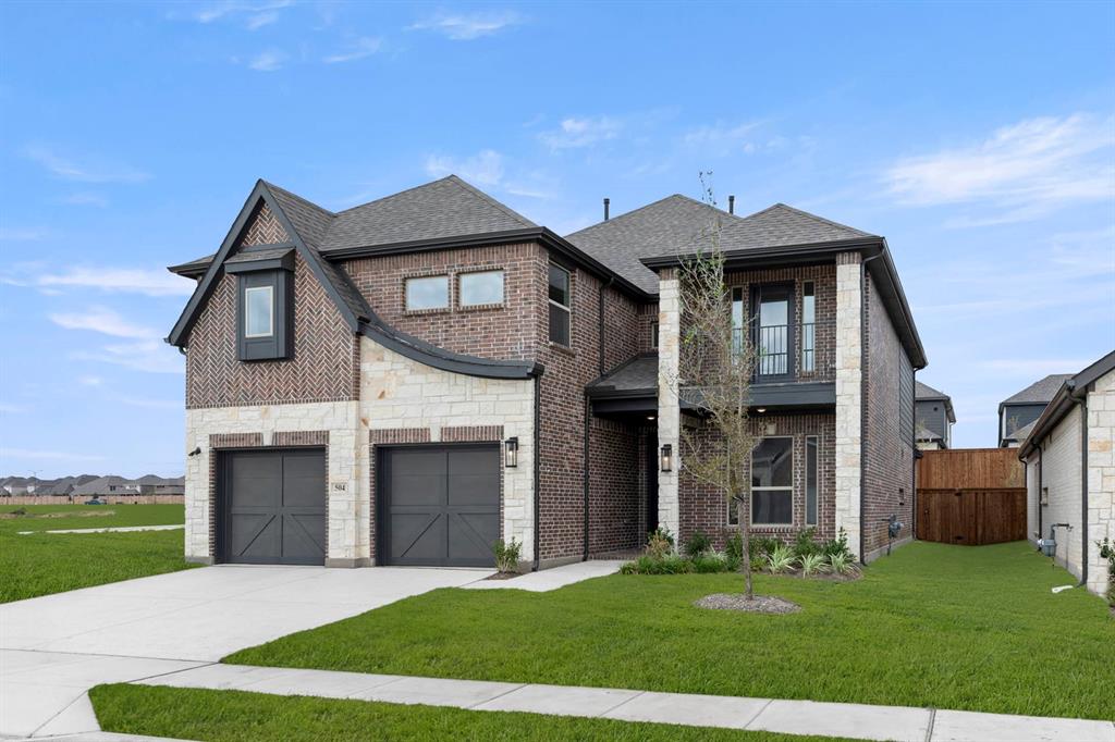 504 Loggia Way