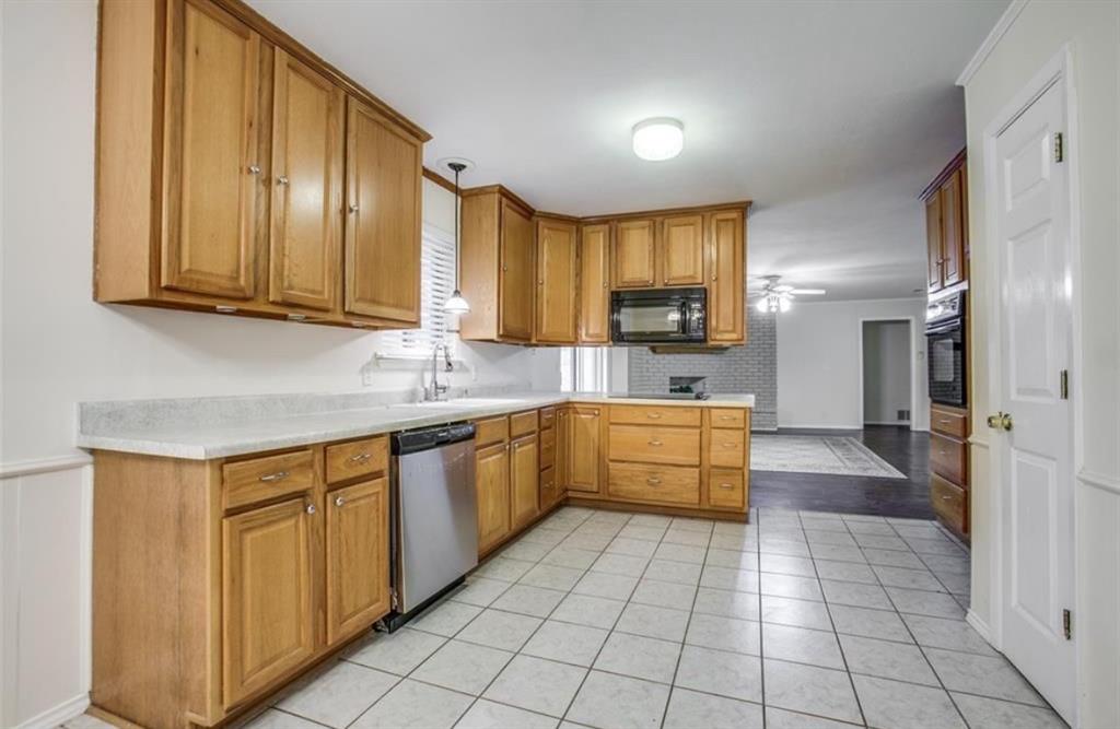 Dallas North Estates 3rd Instl - Residential Lease